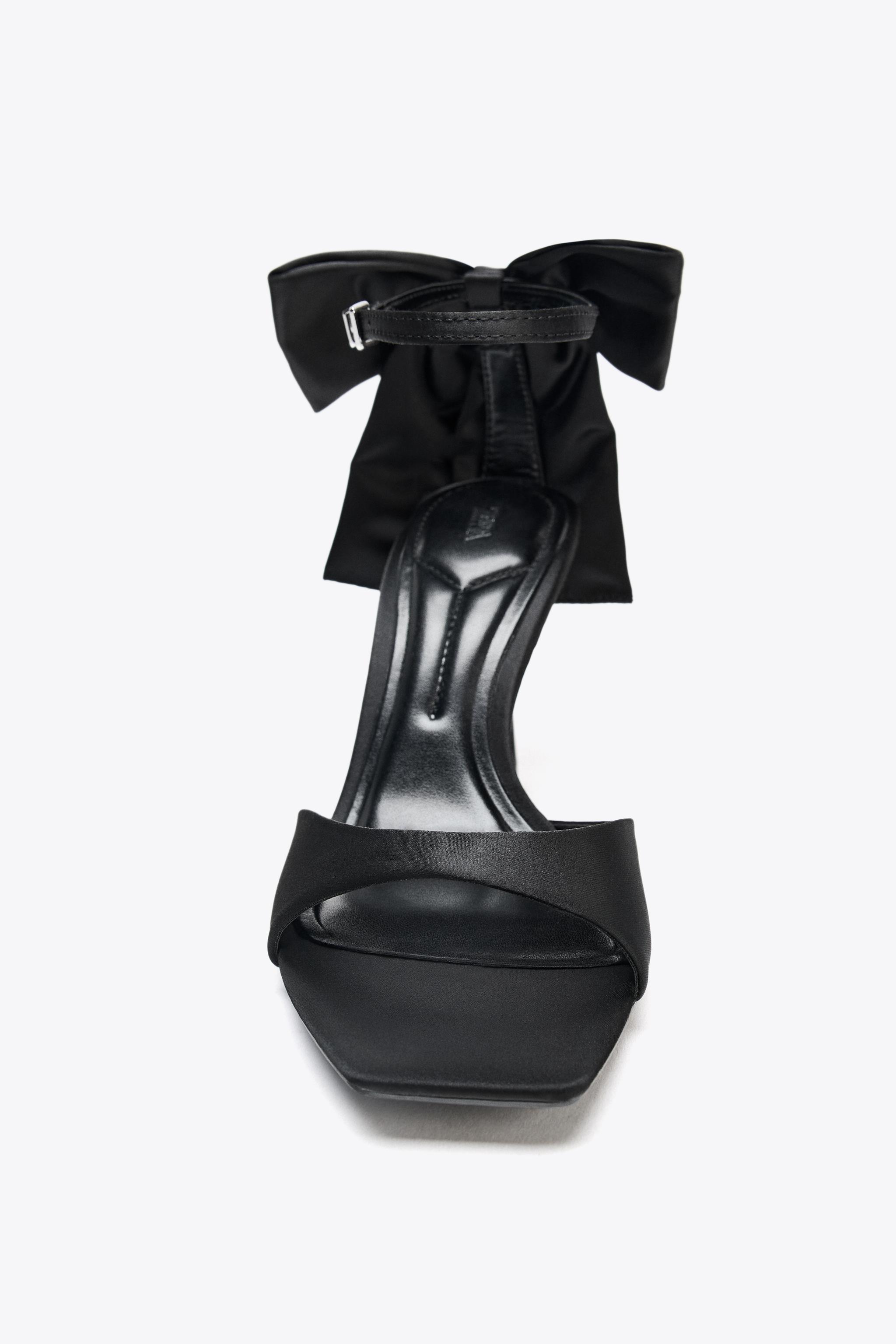 MAXI BOW HEELED SANDALS